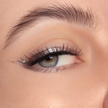 Cargar imagen en el visor de la galería, GLITTERALLY PERFECT - GLITTER LINER BEAUTY CREATIONS
