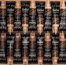 Cargar imagen en el visor de la galería, Base Tinted Foundation LA Girl
