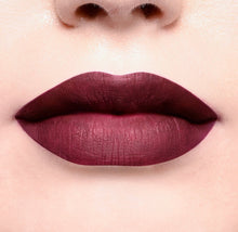 Cargar imagen en el visor de la galería, Matte Intense Lip color Arantza Cosmetics
