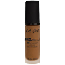 Cargar imagen en el visor de la galería, Base Pro Matte foundation L.A. Girl
